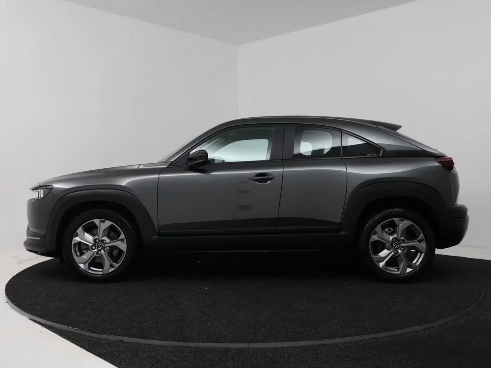 Mazda MX-30 e-SkyActiv 145 Comfort 36 kWh uit 2021, foto 3