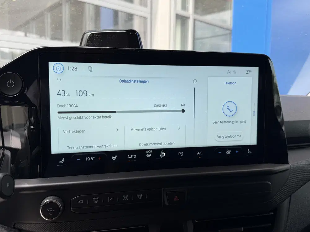 Ford Transit Custom 340 L2H1 Limited 71 kWh 218 PK uit 2026, foto 19