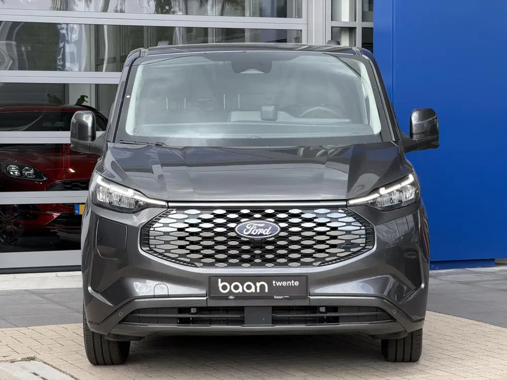 Ford Transit Custom 340 L2H1 Limited 71 kWh 218 PK uit 2026, foto 2