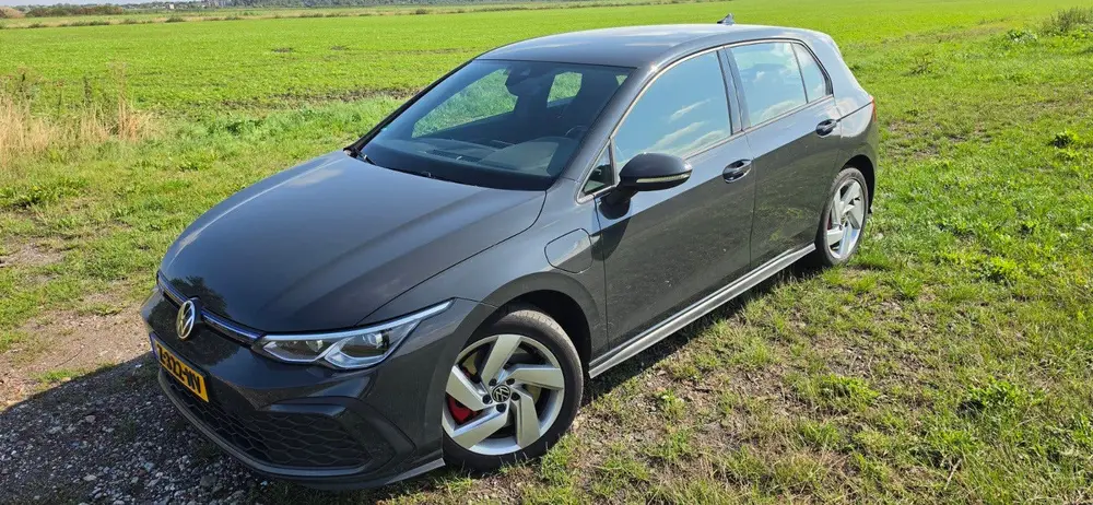 Volkswagen Golf 1.4 Ehybrid 245pk DSG 2022 Grijs uit 2022