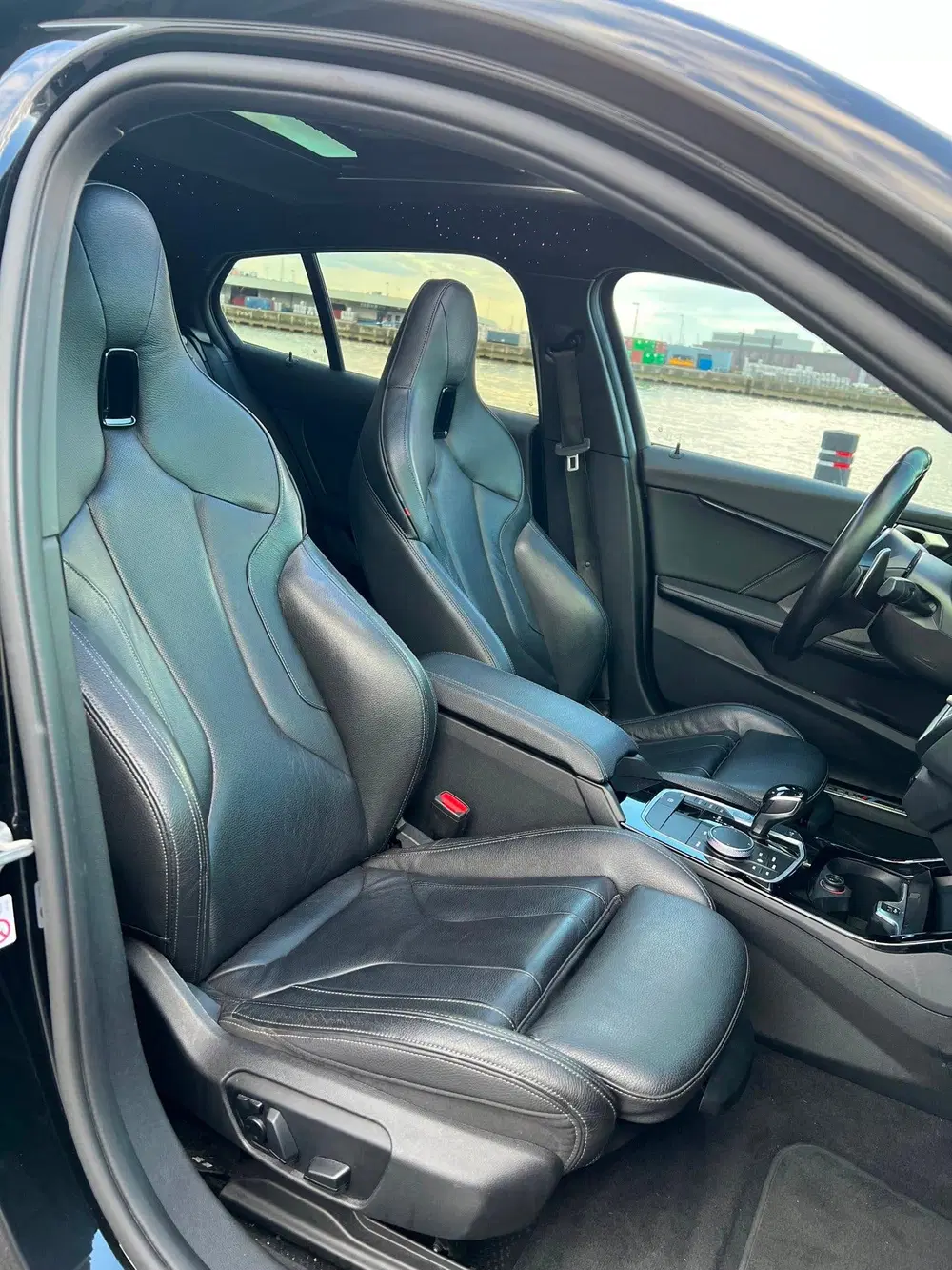 BMW 1-serie M135i xDrive High Executive uit 2020, foto 17