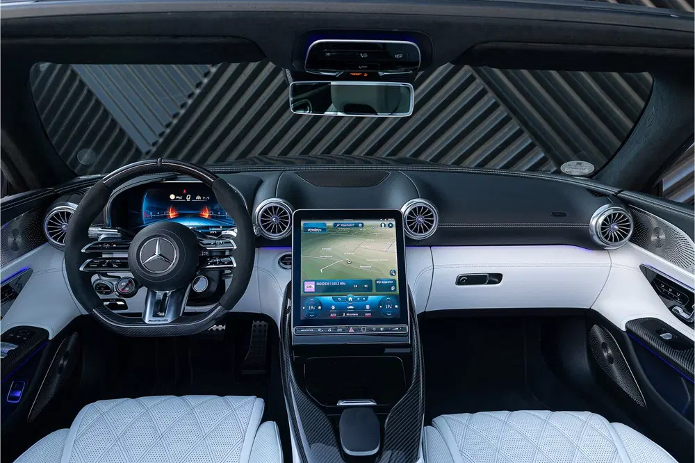 Mercedes-Benz SL AMG 63 4MATIC+ Aero Nightpak Distron uit 2022, foto 7