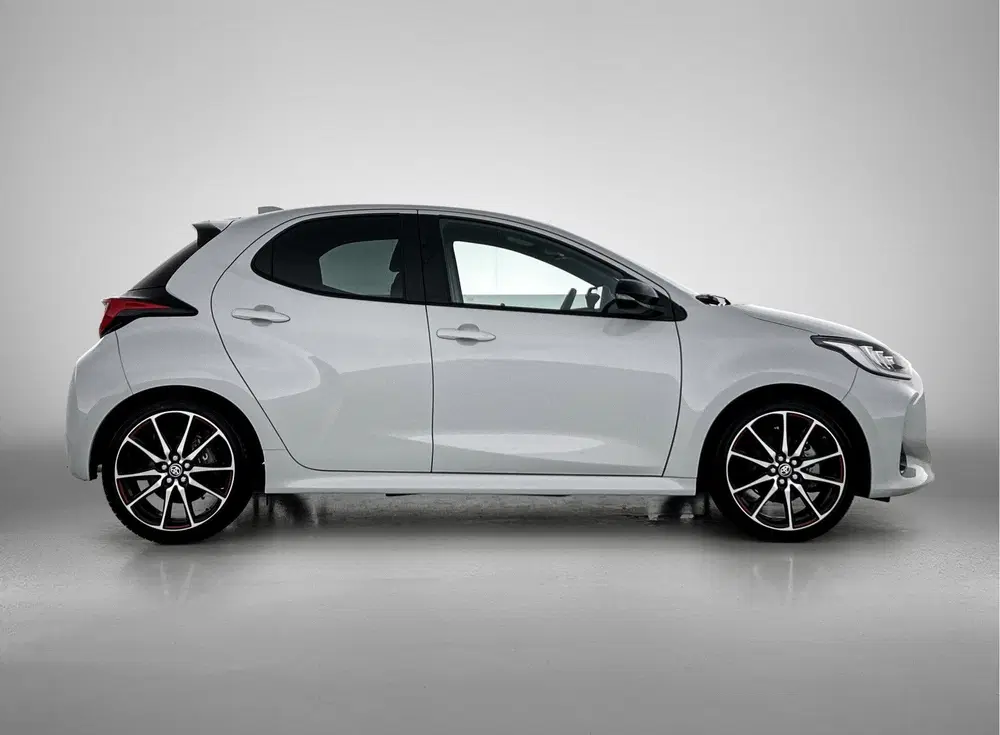 Toyota Yaris 1.5 Hybrid 130 GR SPORT uit 2024, foto 12