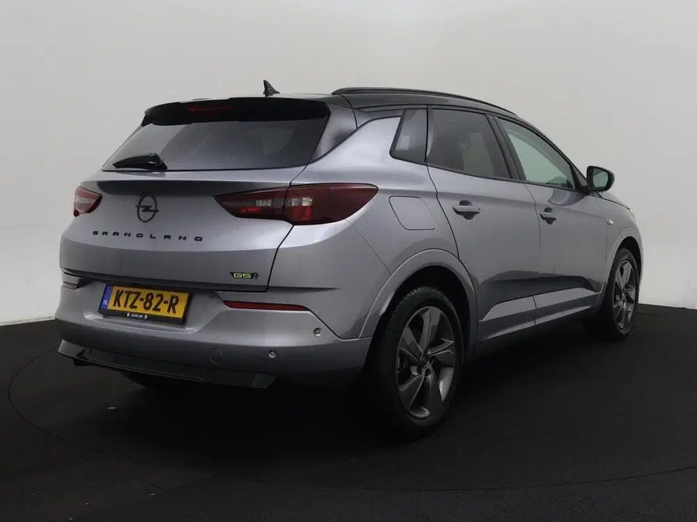 Opel Grandland 1.6 Turbo Plug-In Hybrid 4x4 GSe Winterpak uit 2023, foto 7