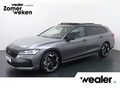 Skoda Superb 1.5 TSI PHEV Sportline Business uit 2025