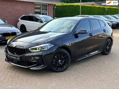 BMW 1-serie 118i Executive M Sport Pakket uit 2020