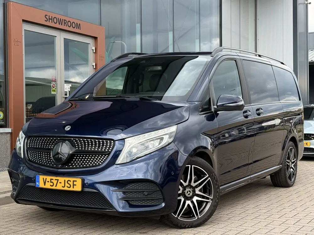 Mercedes-Benz V-Klasse 300d Lang DC uit 2022, foto 2