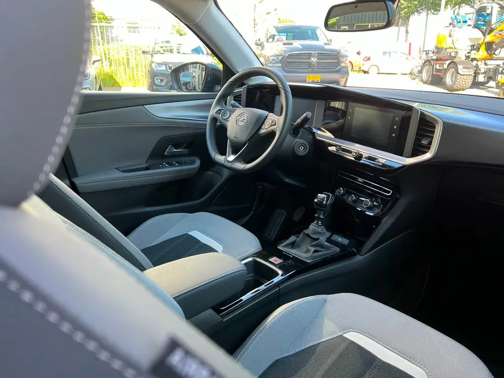 Opel Mokka 1.2 Turbo Elegance uit 2022, foto 13