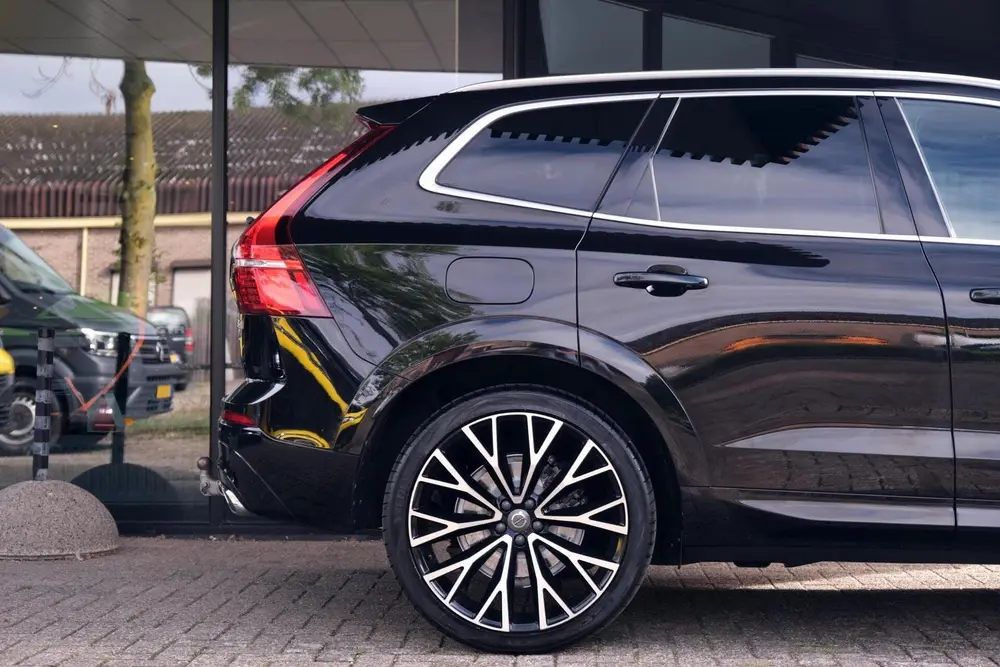 Volvo XC60 2.0 T8 Twin Engine AWD R-Design|Rijklaar!|Luchtve uit 2019, foto 10