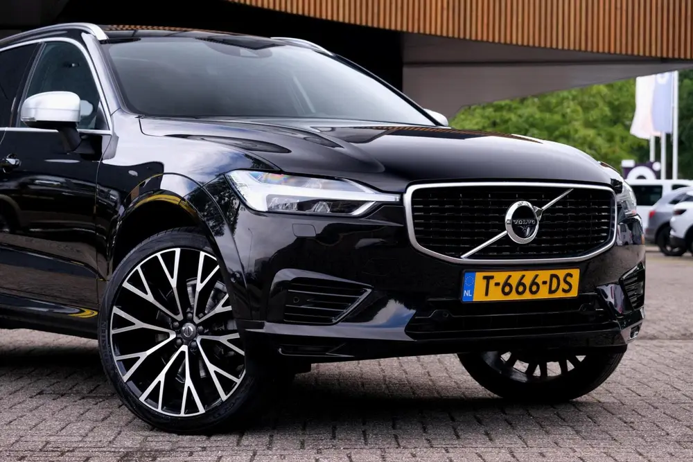 Volvo XC60 2.0 T8 Twin Engine AWD R-Design|Rijklaar!|Luchtve uit 2019, foto 11