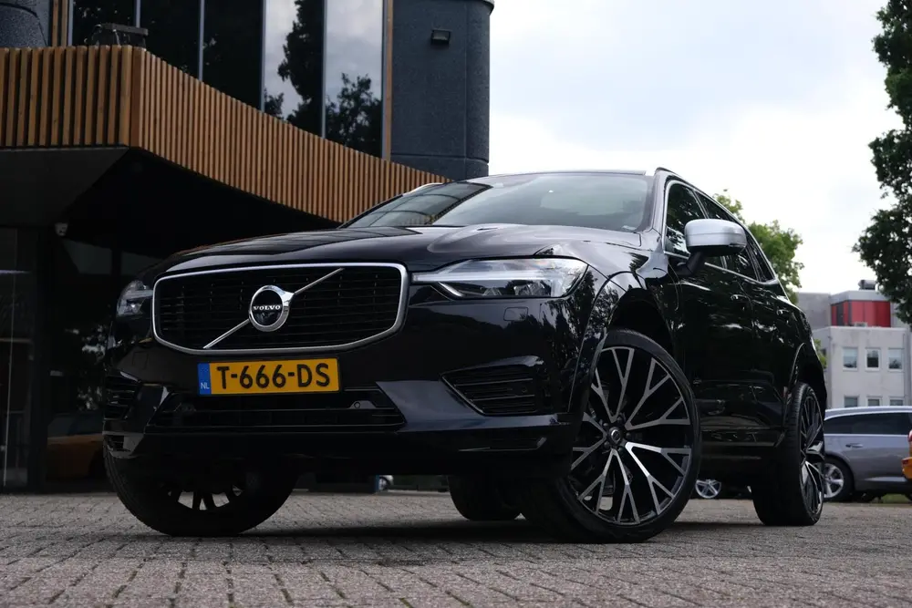 Volvo XC60 2.0 T8 Twin Engine AWD R-Design|Rijklaar!|Luchtve uit 2019, foto 13