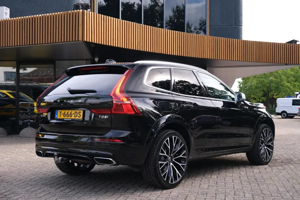Volvo XC60 2.0 T8 Twin Engine AWD R-Design|Rijklaar!|Luchtve uit 2019, foto 14