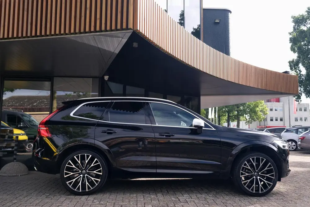 Volvo XC60 2.0 T8 Twin Engine AWD R-Design|Rijklaar!|Luchtve uit 2019, foto 4