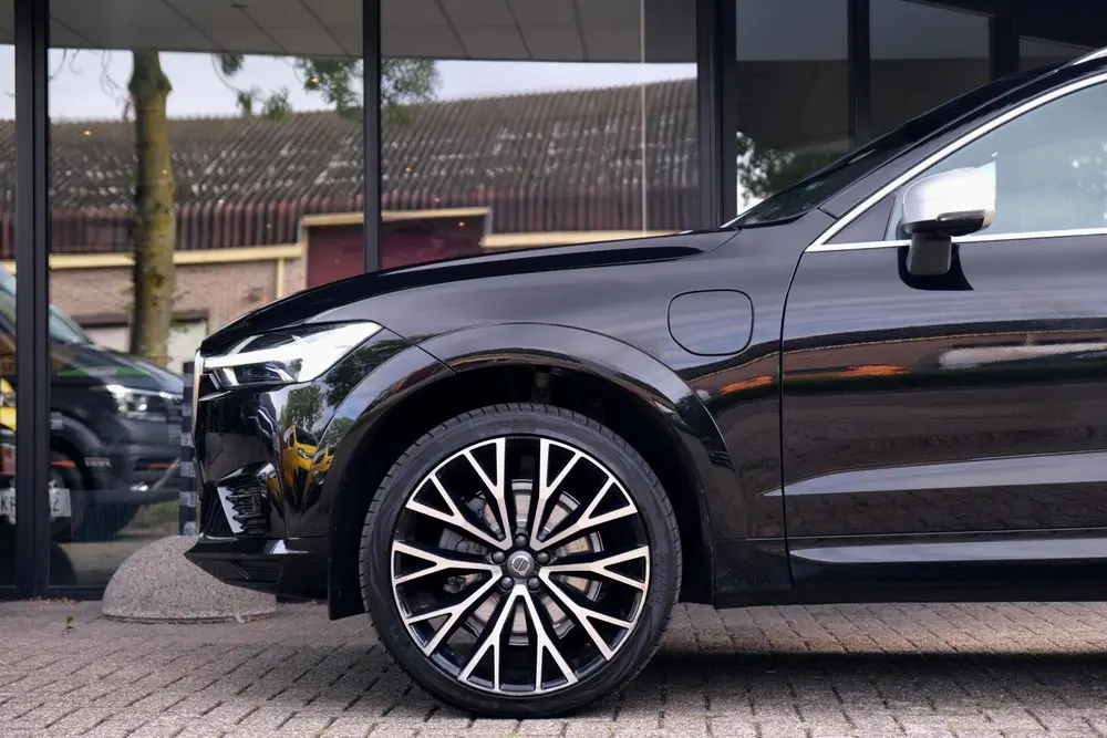 Volvo XC60 2.0 T8 Twin Engine AWD R-Design|Rijklaar!|Luchtve uit 2019, foto 9