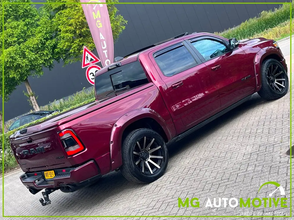 Dodge Ram 1500 5.7 V8 4x4 Crew Cab Limited Night Technology uit 2022, foto 11