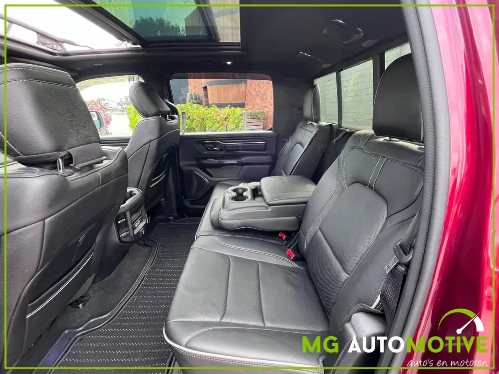 Dodge Ram 1500 5.7 V8 4x4 Crew Cab Limited Night Technology uit 2022, foto 15