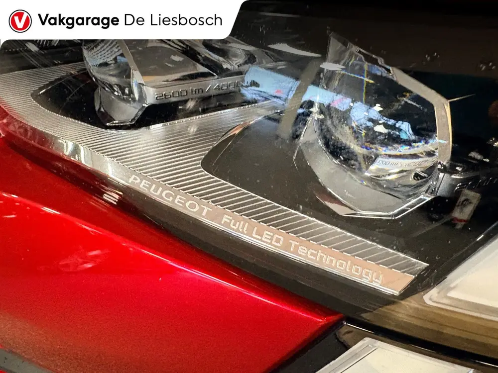 Peugeot 508 1.6 HYbrid GT 225pk Panorama-dak uit 2022, foto 11