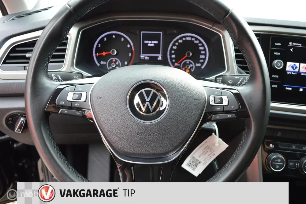 Volkswagen T-Roc 1.0 TSI Style Business uit 2021, foto 17