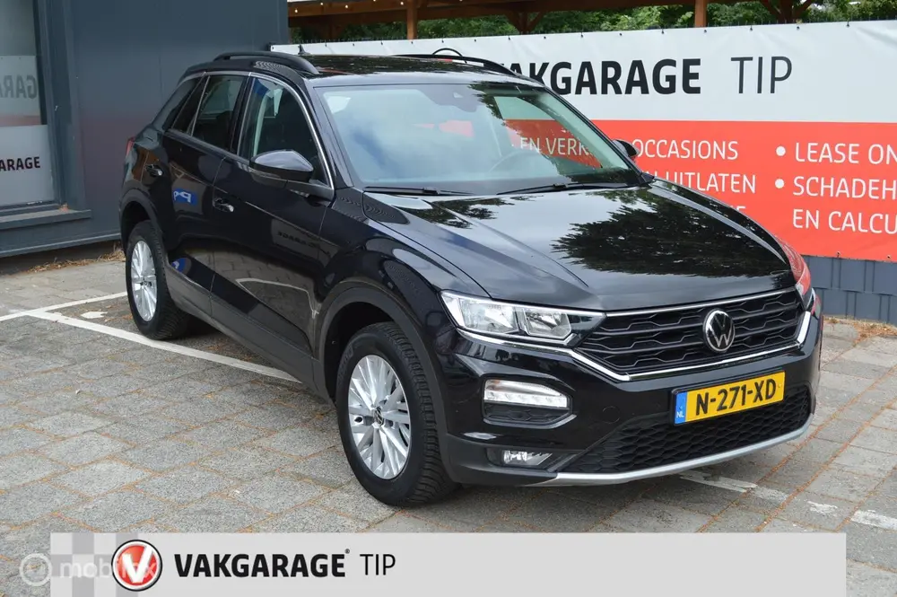 Volkswagen T-Roc 1.0 TSI Style Business uit 2021, foto 3