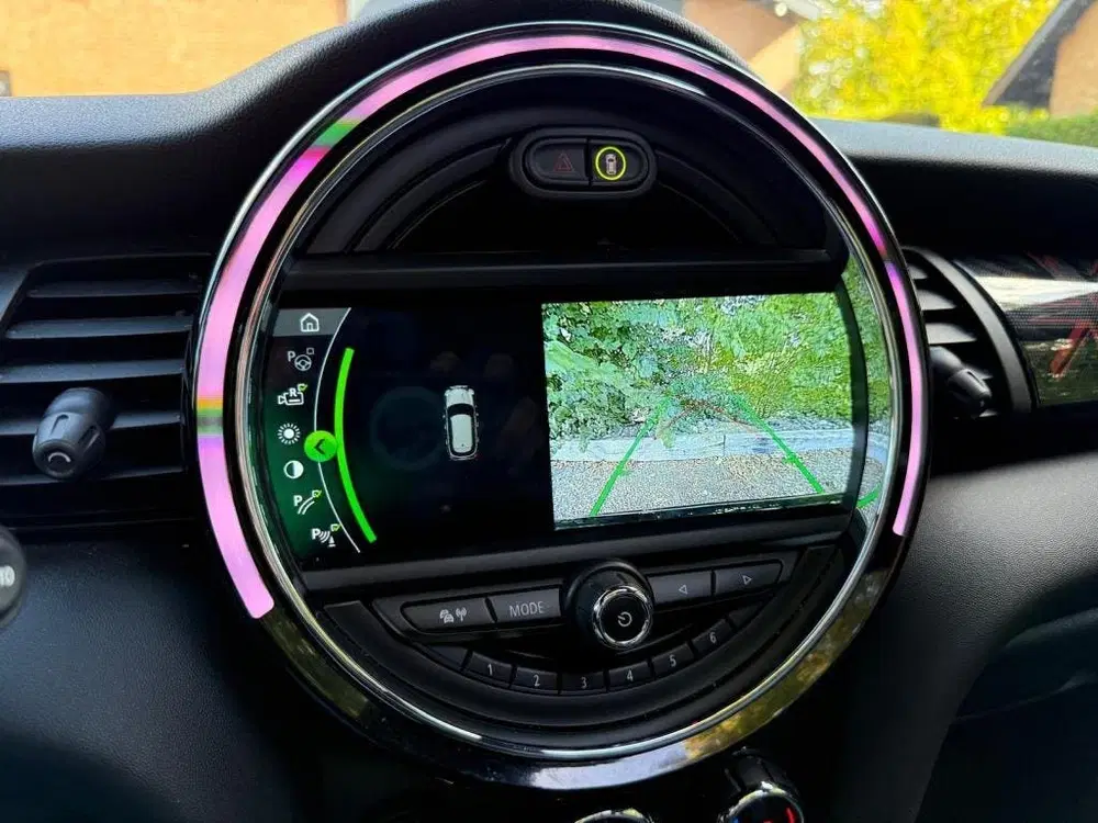 Mini Cooper 1.5 Cooper Dalston Edition uit 2021, foto 11