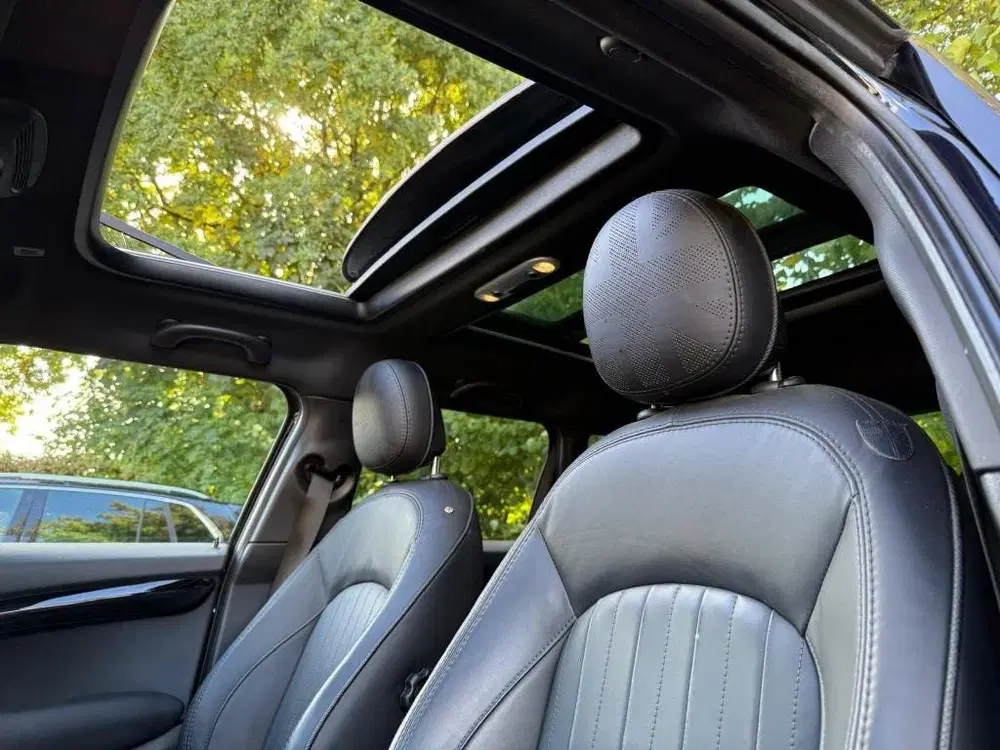 Mini Cooper 1.5 Cooper Dalston Edition uit 2021, foto 14