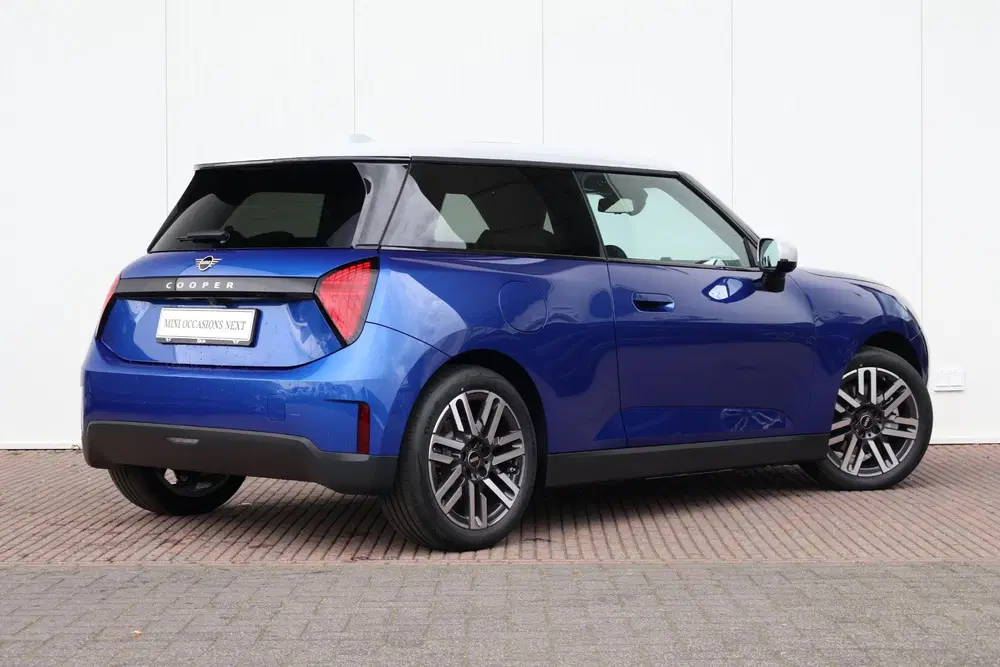 Mini Cooper Cooper E Favoured L 40.7 kWh uit 2026, foto 7