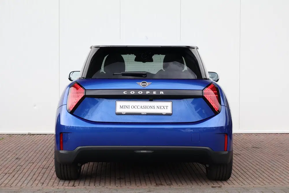 Mini Cooper Cooper E Favoured L 40.7 kWh uit 2026, foto 8