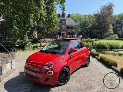 Fiat 500C La Prima 42 kWh uit 2024