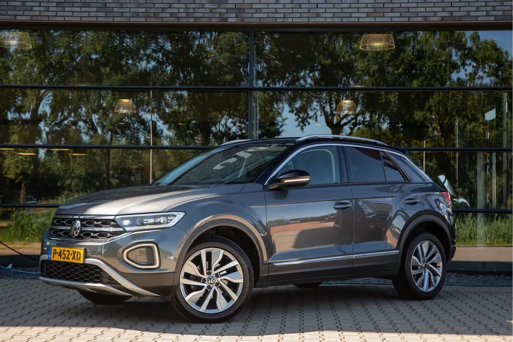 Volkswagen T-Roc 1.5 TSI Style , Achteruitrijcamera, Stoelve uit 2022, foto 5