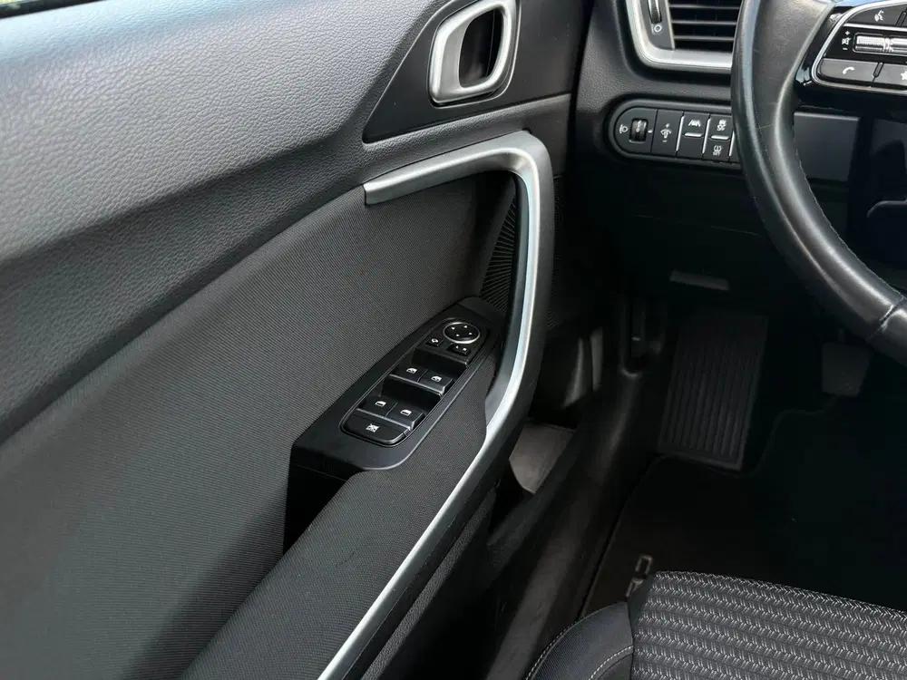 Kia Ceed 1.0 T-GDi DynamicLine uit 2022, foto 13