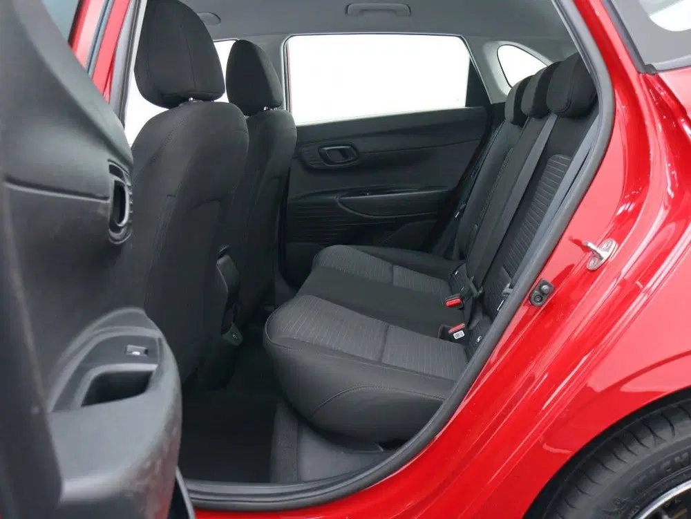 Hyundai i20 1.0 T-GDI Comfort Smart uit 2023, foto 15