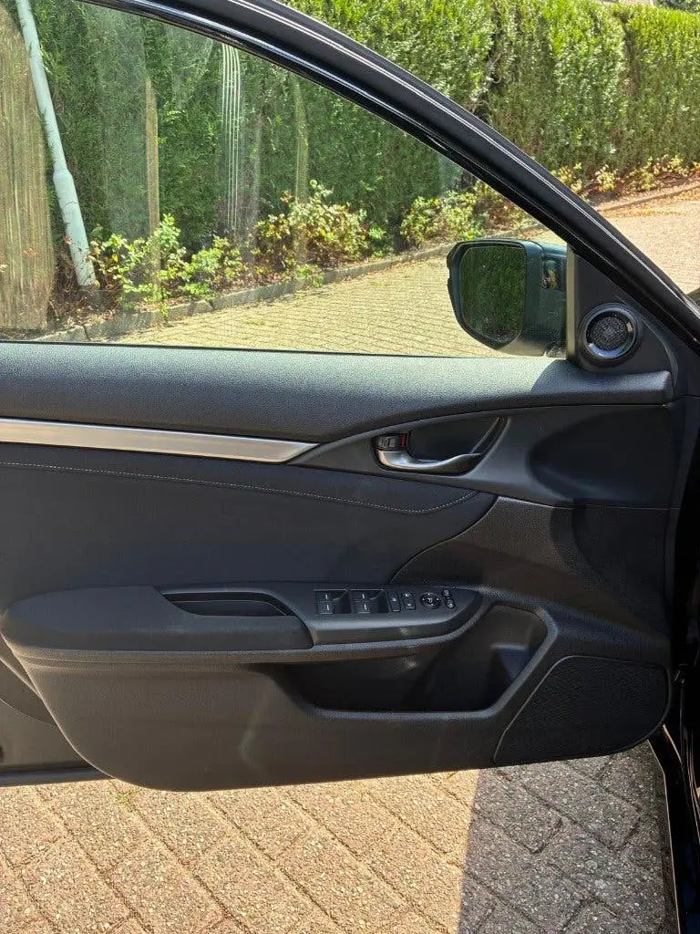 Honda Civic 59500 Km / 1e eigenaar / Dealer onderhouden / Civic 1.0 Vtec uit 2020, foto 10