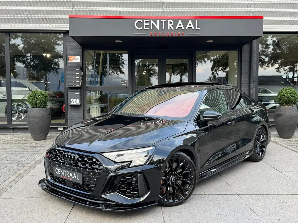 Audi RS3 2.5 TFSI RS 3 quattro Pano uit 2022