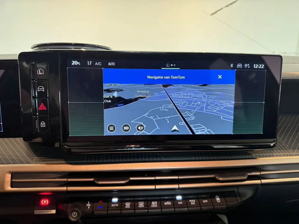 Lancia Ypsilon 1.2 Turbo Hybrid uit 2024, foto 12