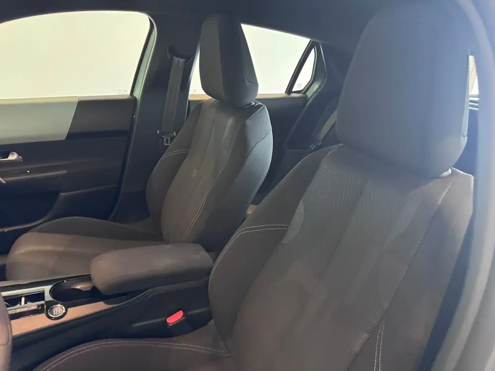 Lancia Ypsilon 1.2 Turbo Hybrid uit 2024, foto 5