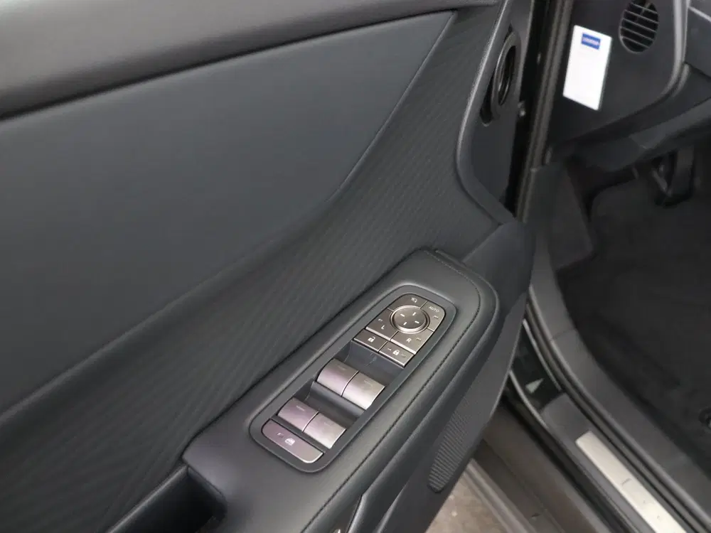 Lexus ES 350e Luxury Line uit 2026, foto 10