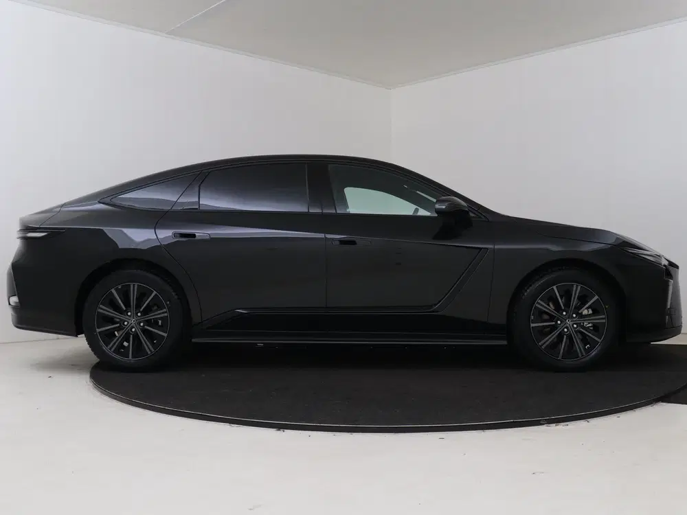 Lexus ES 350e Luxury Line uit 2026, foto 14