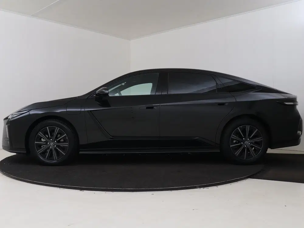 Lexus ES 350e Luxury Line uit 2026, foto 3
