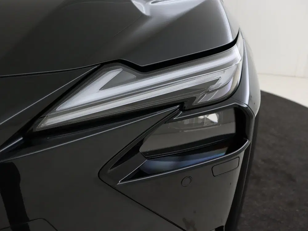 Lexus ES 350e Luxury Line uit 2026, foto 8