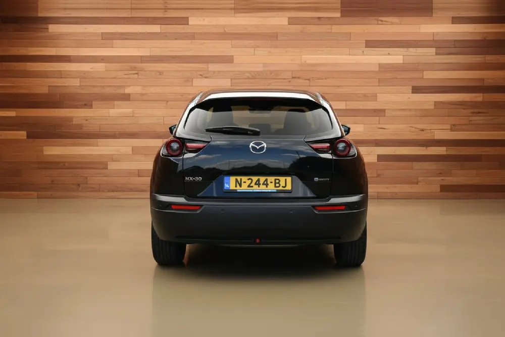 Mazda MX-30 e-SkyActiv 145 Comfort 36 kWh uit 2021, foto 4