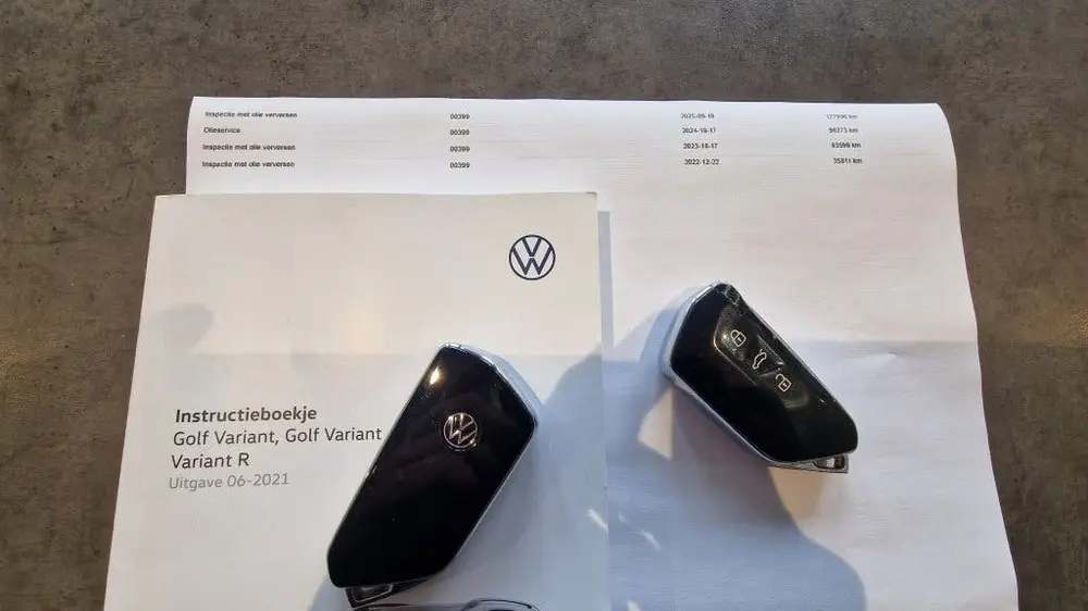 Volkswagen Golf Variant 1.0 TSI Life Business, Stoel&stuurve uit 2022, foto 11
