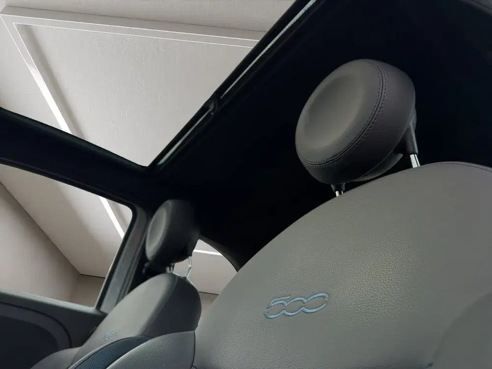 Fiat 500 1.0 Hybrid Launch Edition 2021 GRIJS uit 2021, foto 4