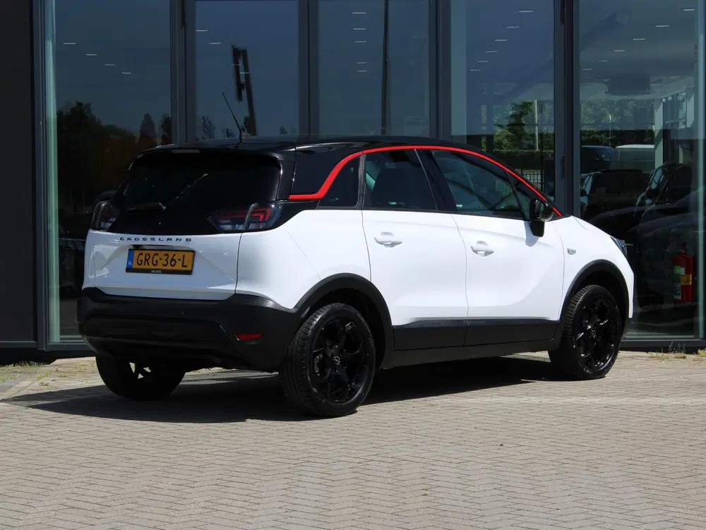 Opel Crossland 1.2 Turbo Level 4 uit 2023, foto 2