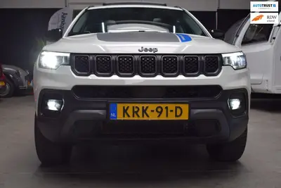 Jeep Compass 4xe 240 Plug-in Hybrid Electric S uit 2022