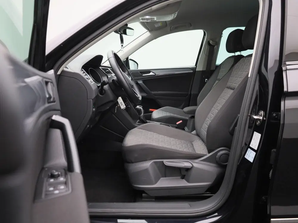 Volkswagen Tiguan 1.5 TSI Life | Climate Control| Parkeersen uit 2021, foto 11