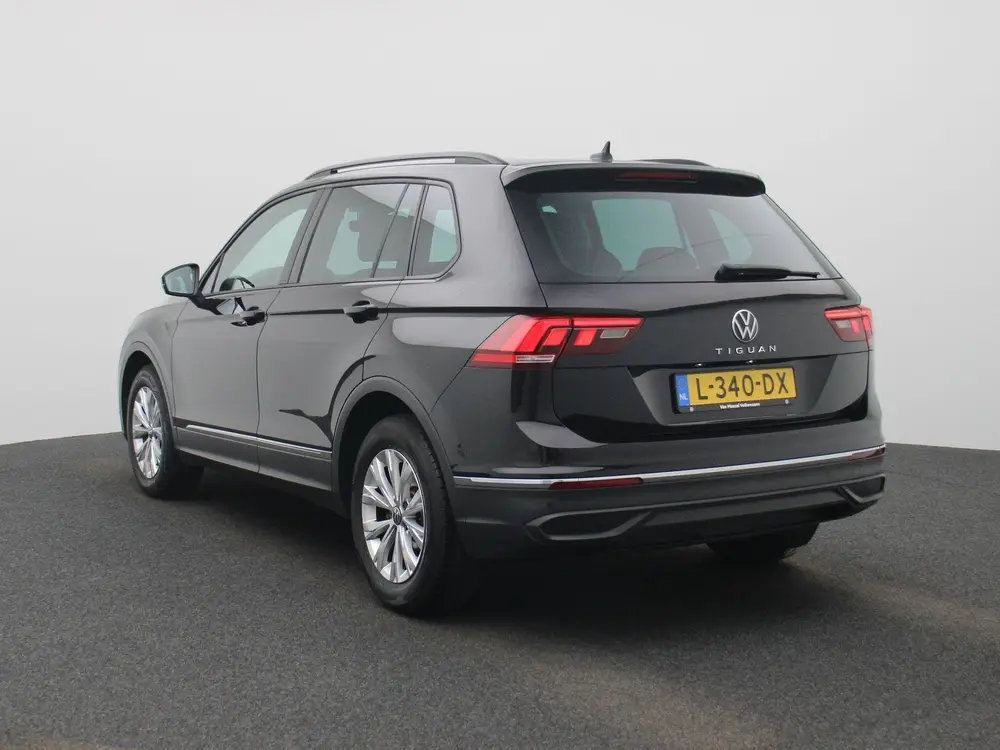 Volkswagen Tiguan 1.5 TSI Life | Climate Control| Parkeersen uit 2021, foto 2