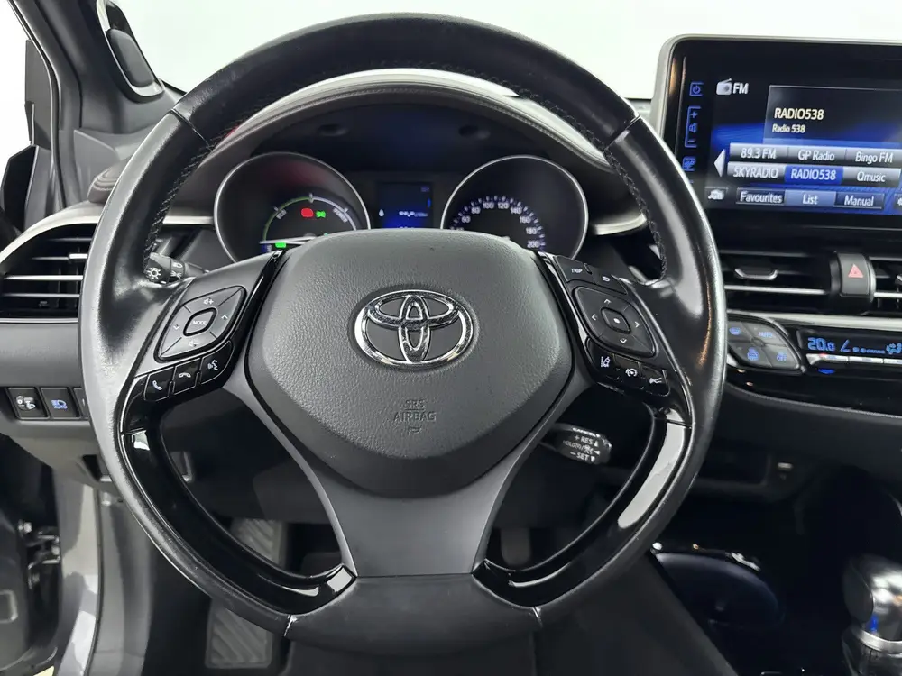 Toyota C-Hr 1.8 Hybrid Executive | Parkeersensoren V+A | JBL uit 2019, foto 6