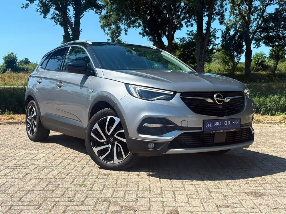 Opel Grandland X 1.6 Turbo Innovation + 181pk Trekhaak uit 2019, foto 3
