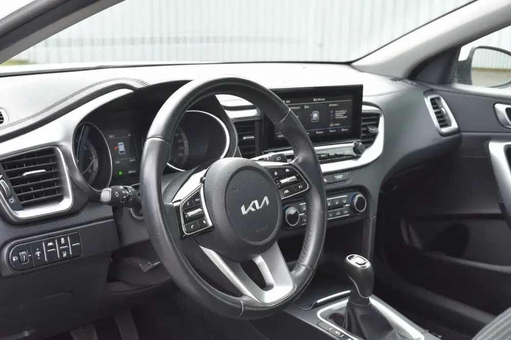 Kia Ceed 1.0 T-GDi DynamicLine uit 2022, foto 10