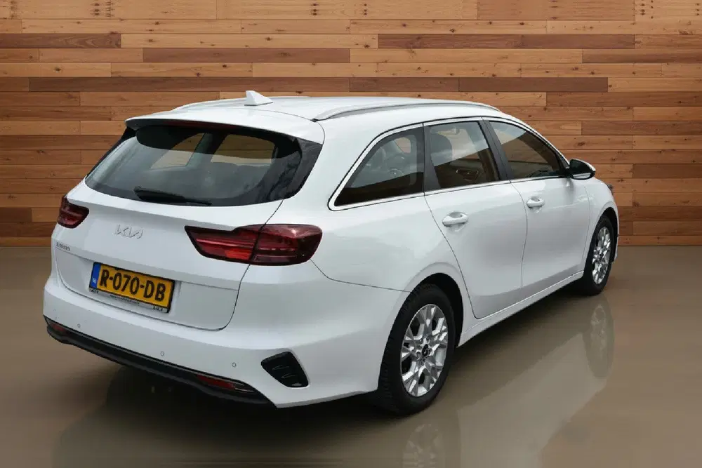 Kia Ceed 1.0 T-GDi DynamicLine uit 2022, foto 5